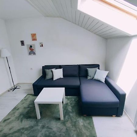 Udoban Stan Sa Terasom U Mirnom Okruzenju Apartment Zagreb Ngoại thất bức ảnh